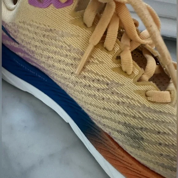 Hoka Mach 5 running Shoes in Yellow and Blue - Picture 4 of 7